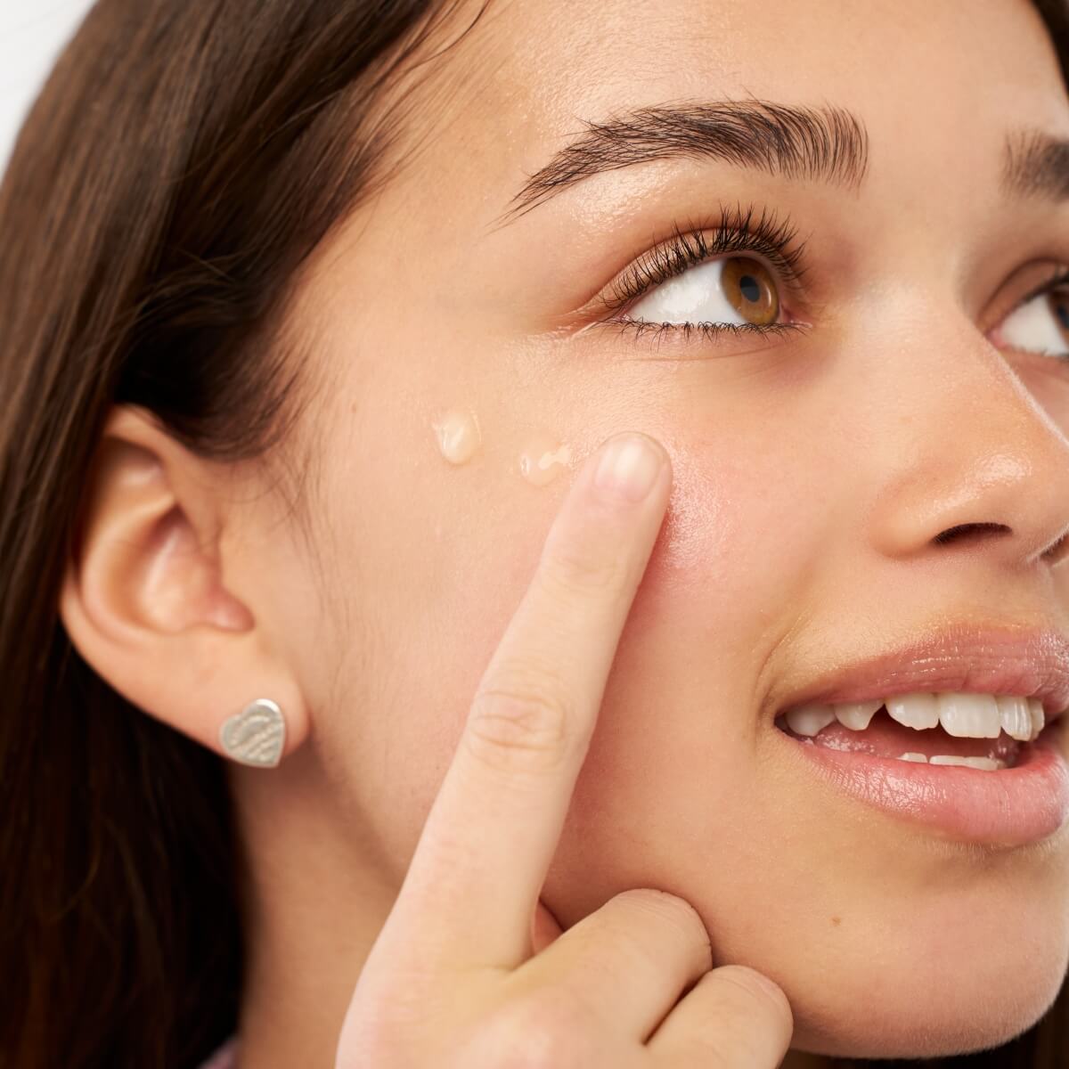Magic Daily Blemish Control Serum